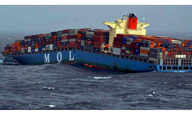 UPDATE on MOL Comfort's Accident: PHOTOS | Maritime news 