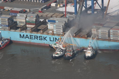 Maersk Karachi on fire 3